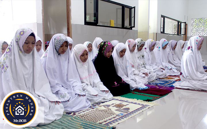 sholat-pi-copy-1