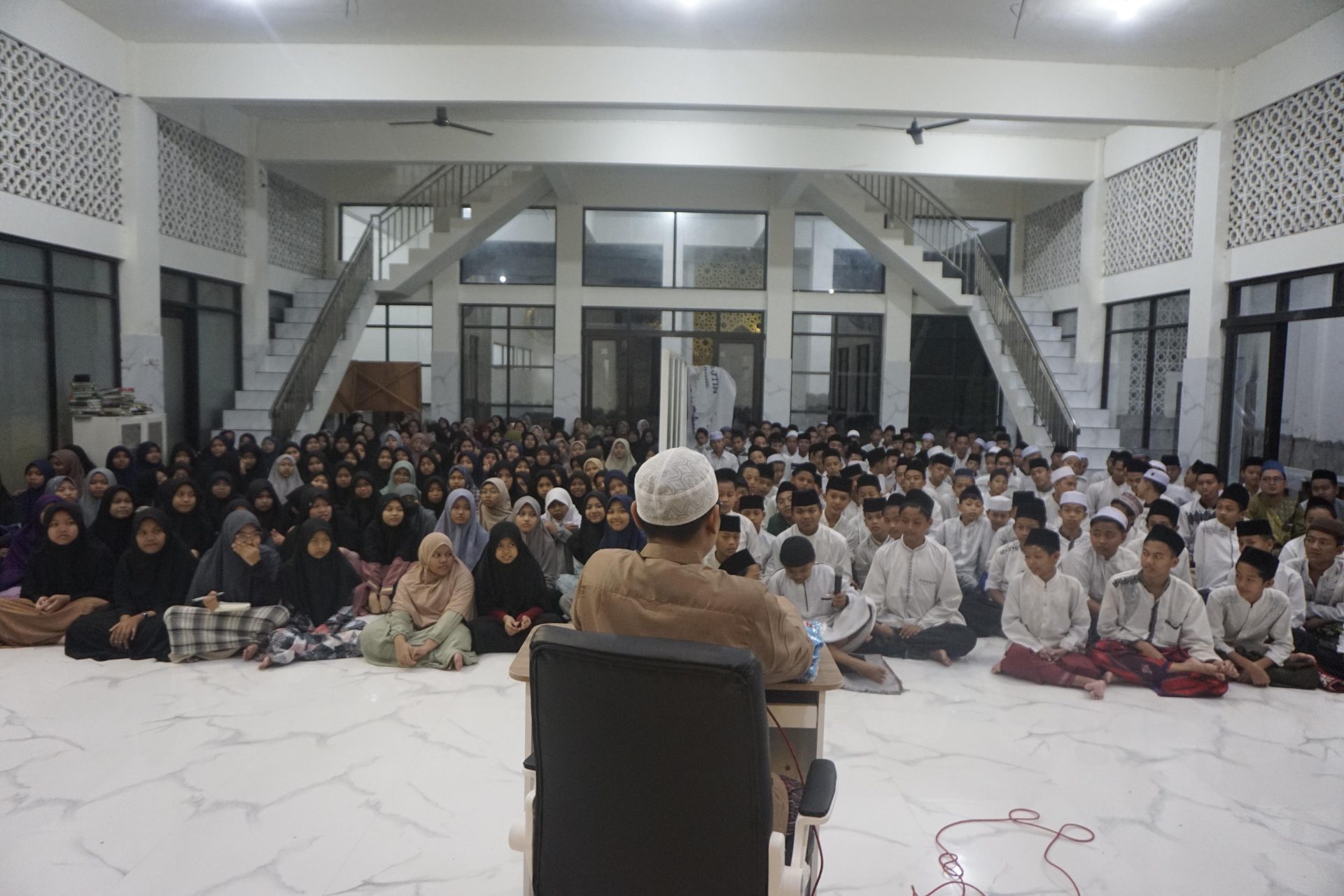 PESANTREN MODERN MR BOB PENGAJIAN